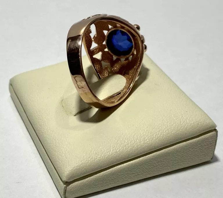 piekny-zloty-sygnet-585-material-zloto