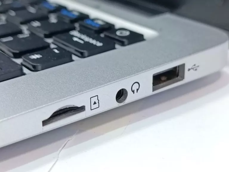 LAPTOP CAVION 10.1 MINI 1GB RAM/ATOM/DYSK 32GB
