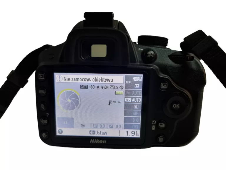 APARAT NIKON D3200 BODY PRZEBIEG 2522 + POKROWIEC