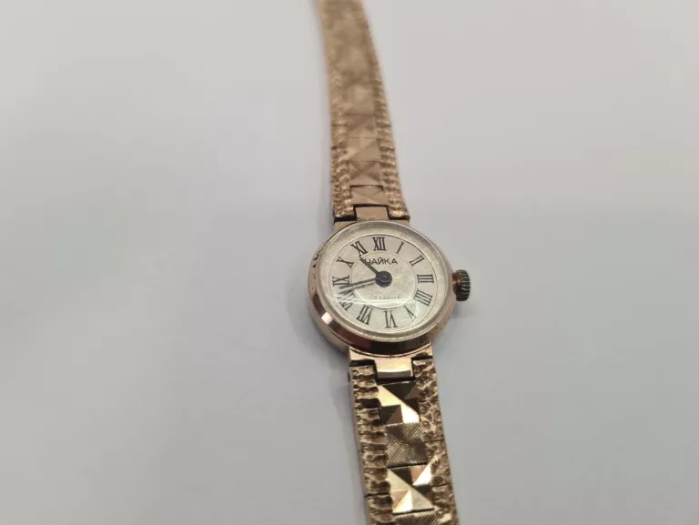 zegarek-czajka-damski-209686-rodzaj-cyfrowe