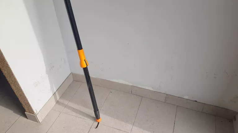 FISKARS SEKATOR TELESKOPOWY ŻYRAFA UP86