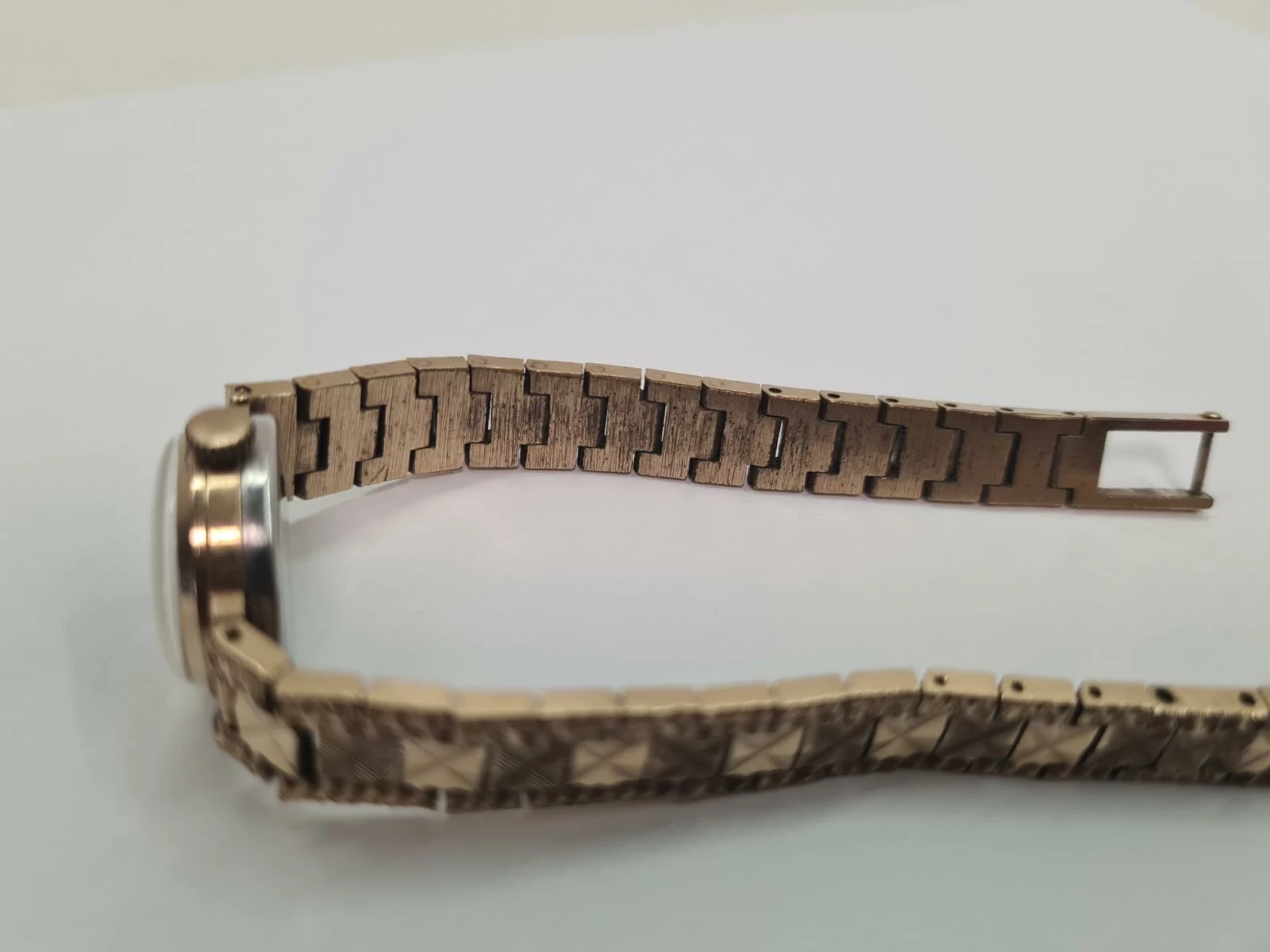 zegarek-czajka-damski-209686-typ-nareczny