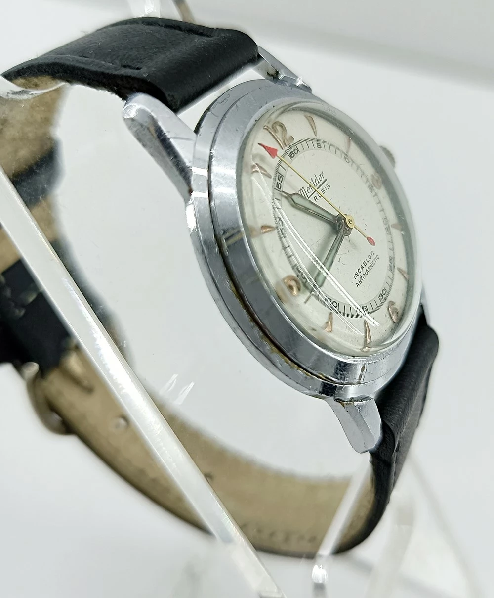 zegarek-mechaniczny-wyjatkowy-typ-nareczny