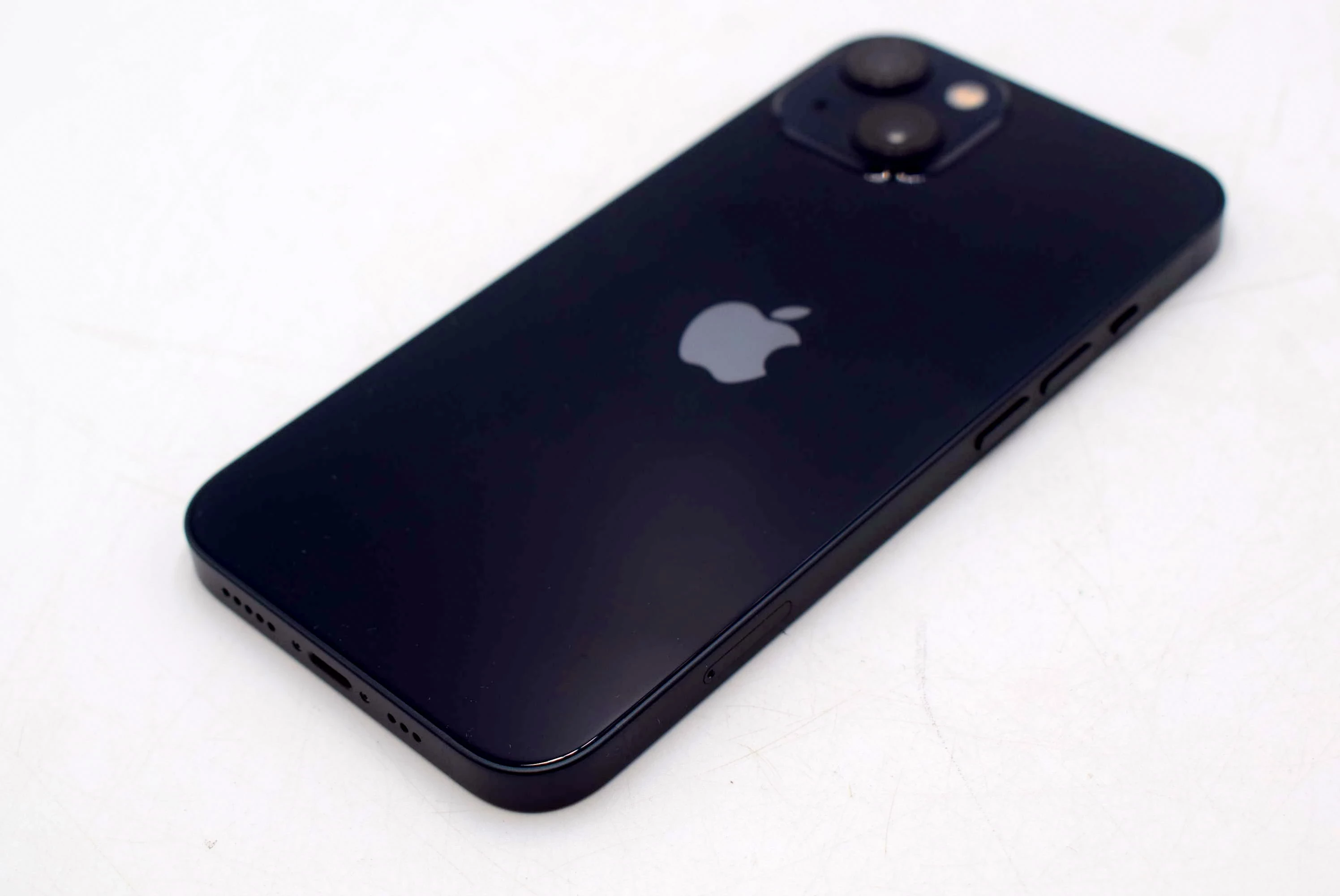 telefon-apple-iphone-13-4gb-128gb-gwarancja-kolor-czarny