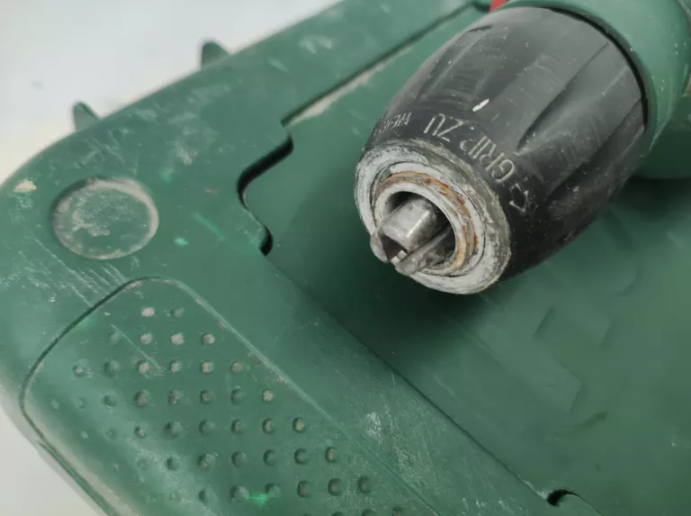 wiertarka-udarowa-bosch-psb-650-re-waga-wiertarki-16