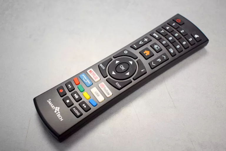 telewizor-led-32-smarttech-smt32n30hv-smart-rozdzielczosc-ekranu-px-1366-x-768