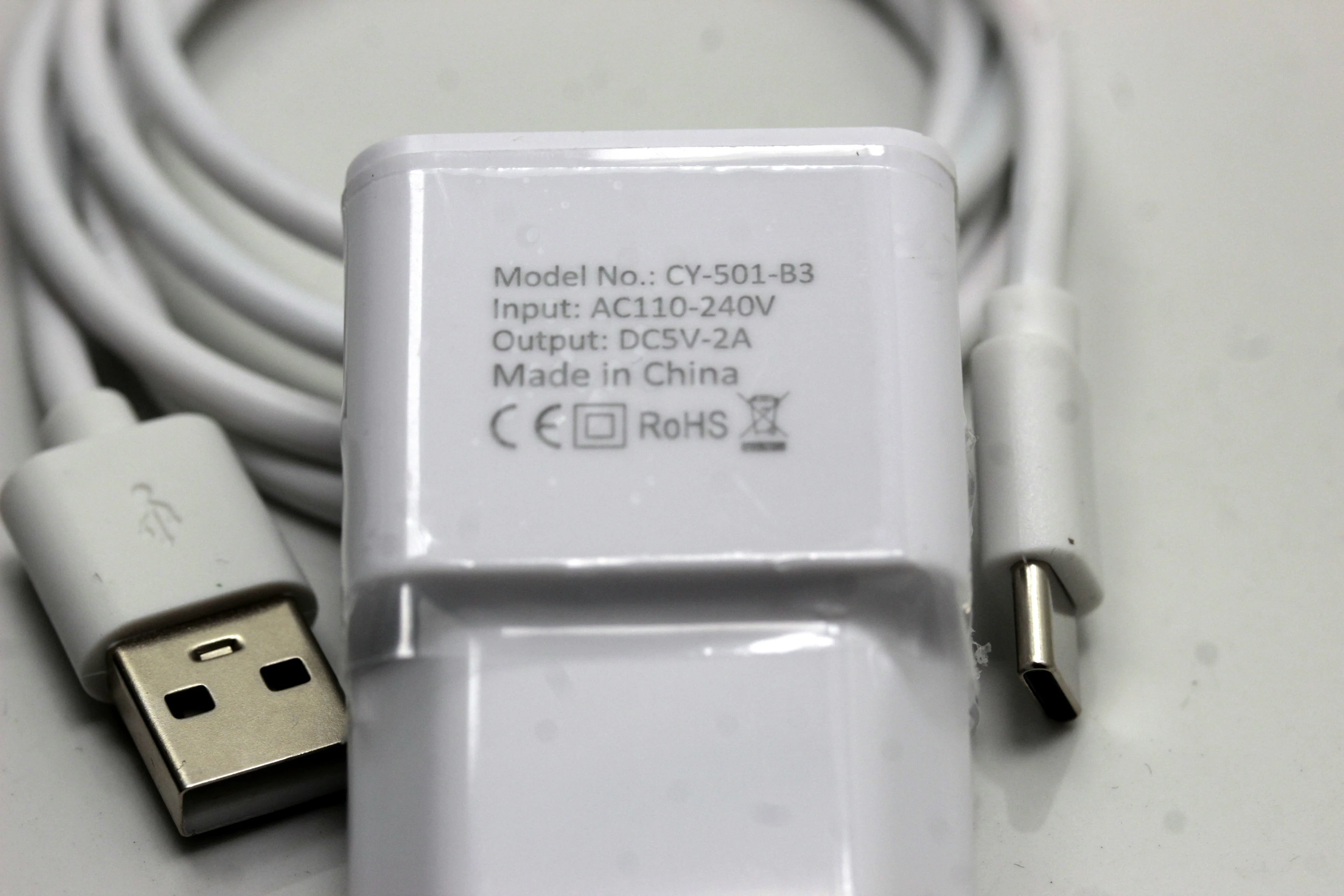 ladowarka-micro-usb-2a-kod-producenta-cy-501-b2
