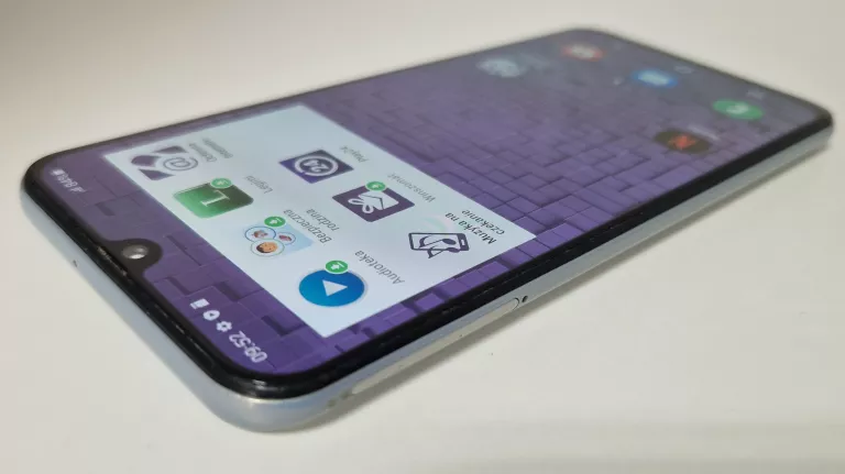 SAMSUNG GALAXY A40