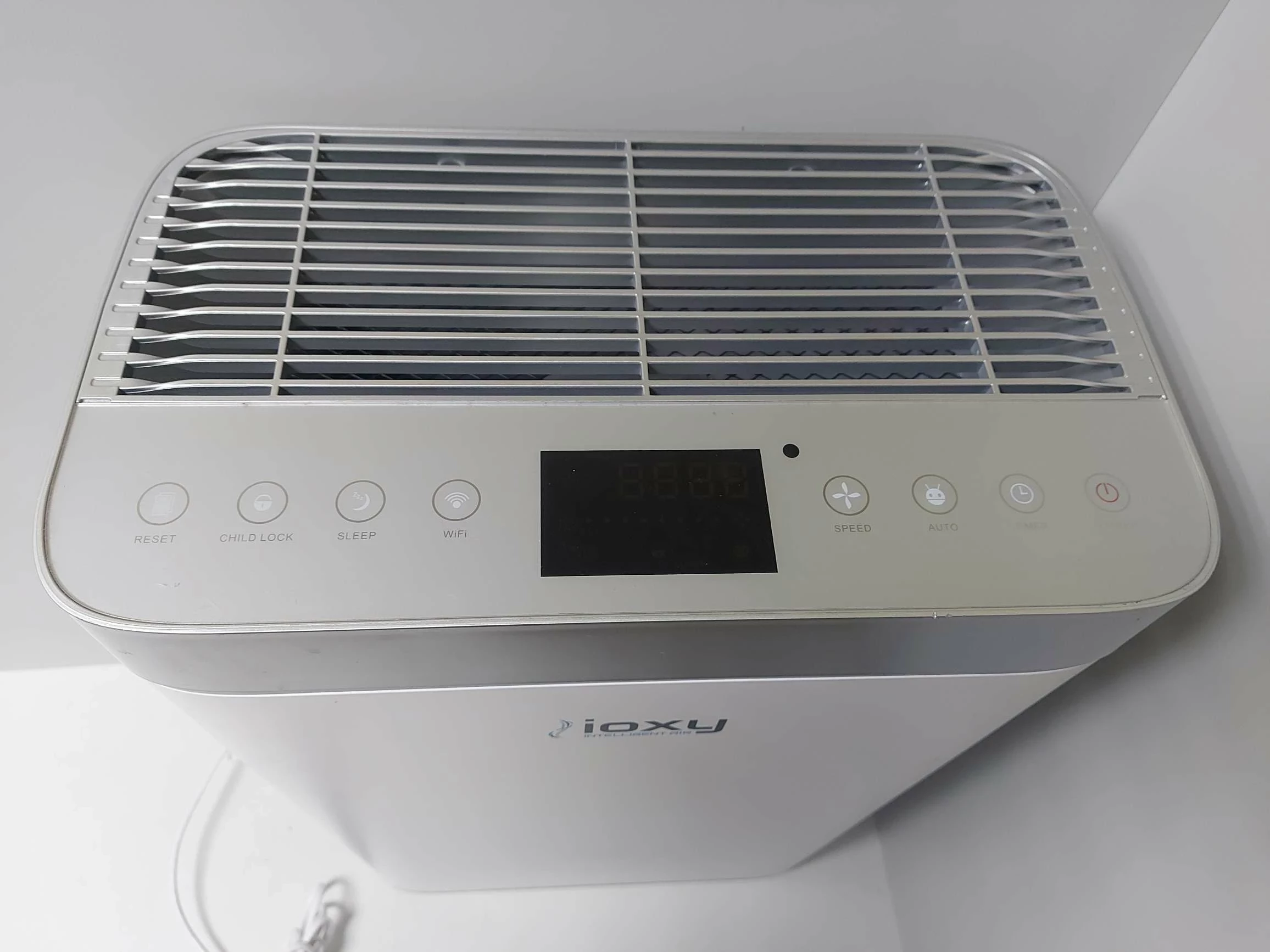 oczyszczacz-powietrza-ioxy-smog-zero-two-stan-uzywany