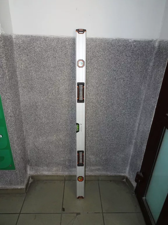 poziomica-magnetyczna-magnusson-1200-mm-12m-marka-magnusson