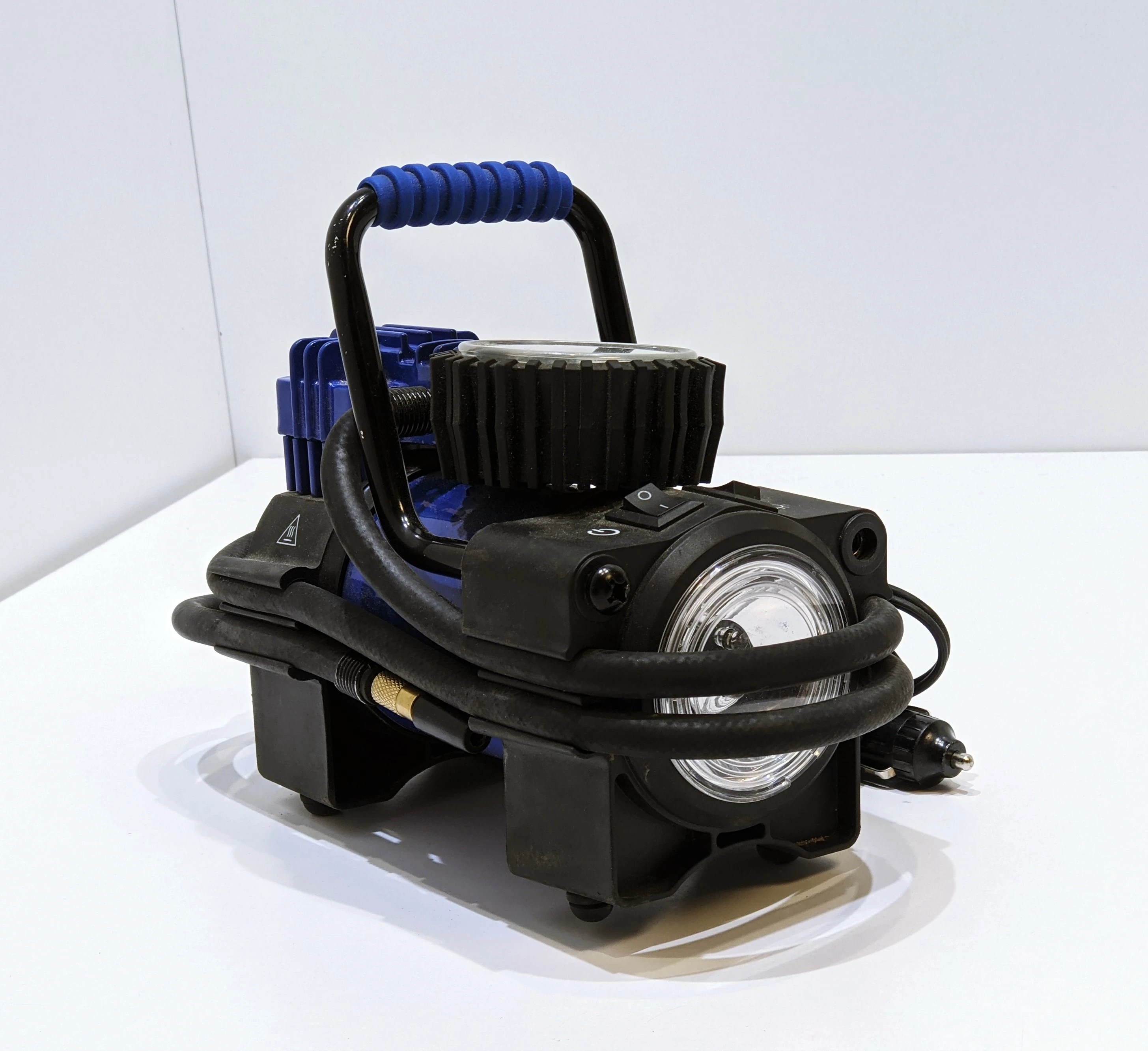 norauto-kompresor-12v-v1000-lampa-led-rudnickiego-10-warszawa