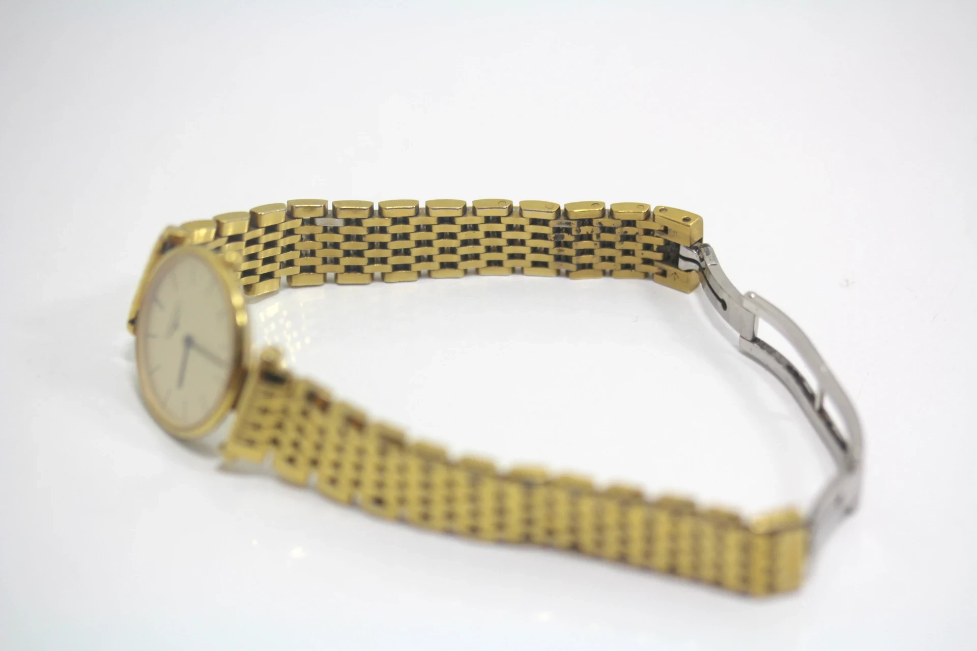 zegarek-longines-l42092-ksztalt-koperty-okragla