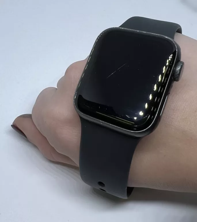 smartwatch-apple-watch-series-5-40-mm-kompatybilnosc-systemowa-ios