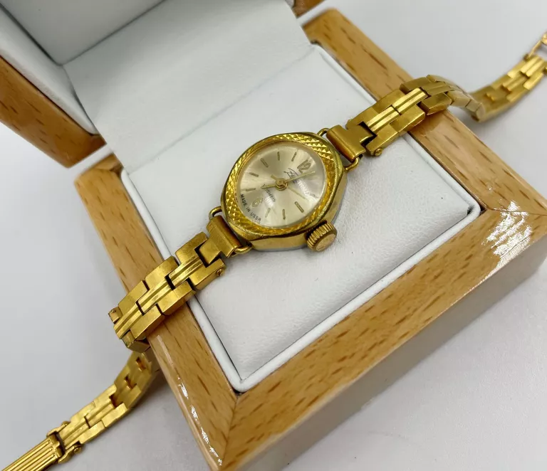 zegarek-zaria-17-jewels-made-in-ussr-marka-inna-marka