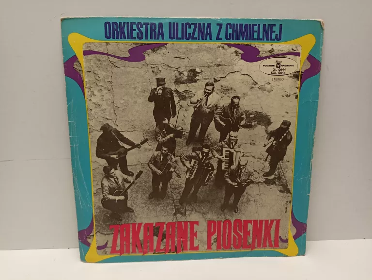 5-orkiestra-uliczna-z-chmielnej-zakazane-piosenki-osiedle-teatralne-3u15-krakow
