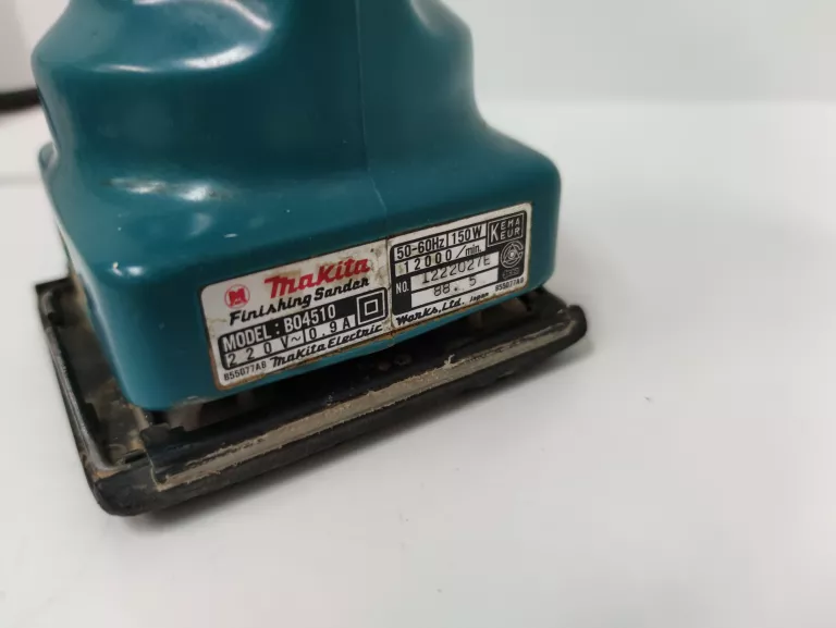 CZYSZCZARKA MAKITA B04510