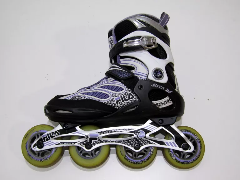 rolki-damskie-fila-master-df-kolor-czarny