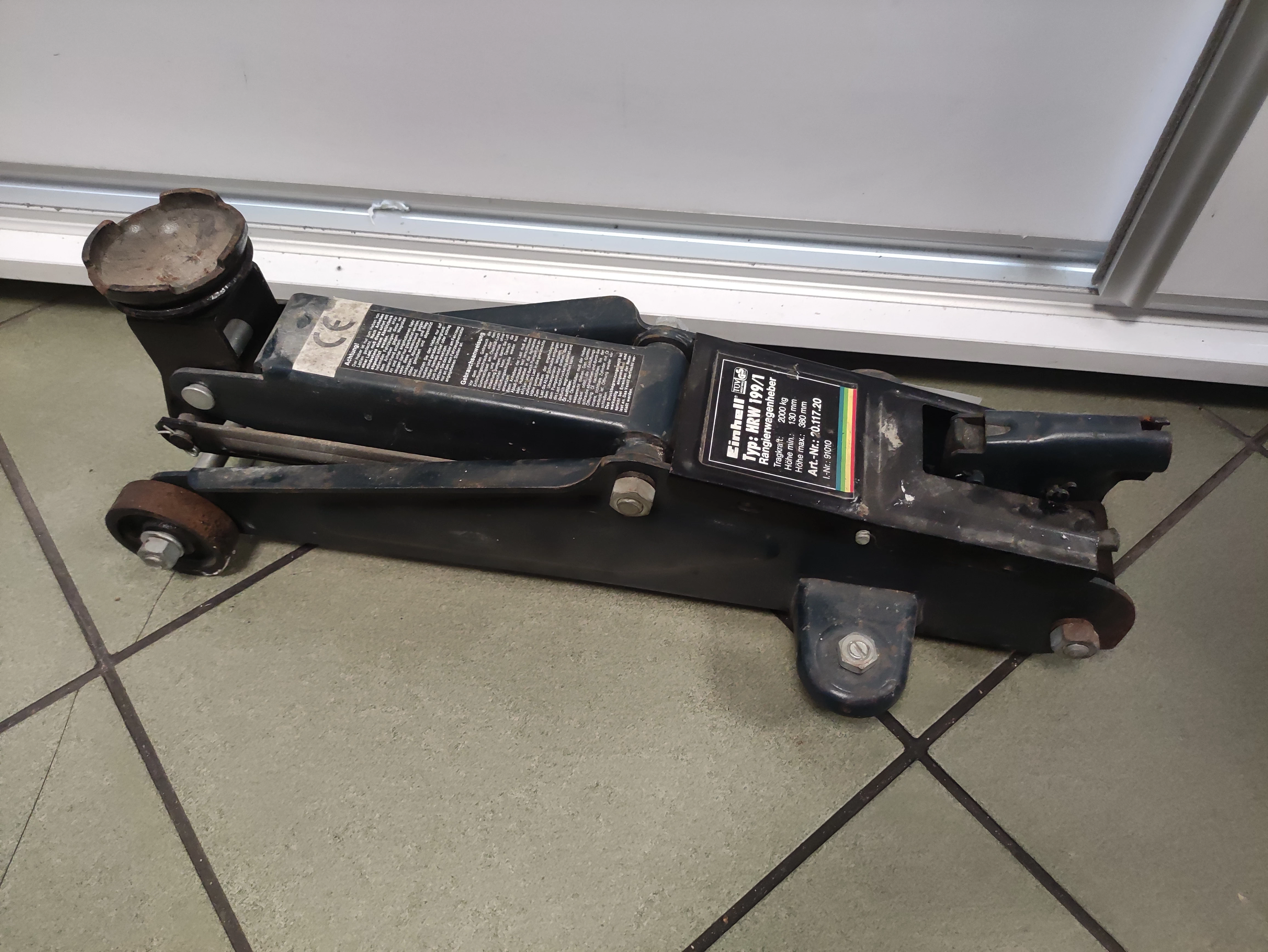 podnosnik-hydrauliczny-einhell-hrw-1991-udzwig-2