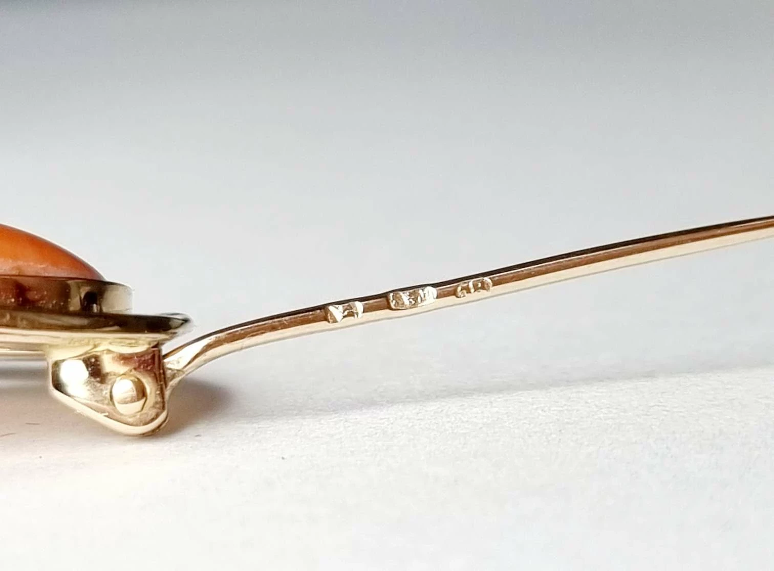 zlota-broszka-593g-kolor-dominujacy-205826-225106