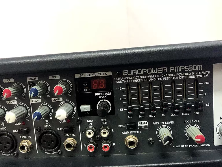 BEHRINGER PMP530M POWER MIXER 300W