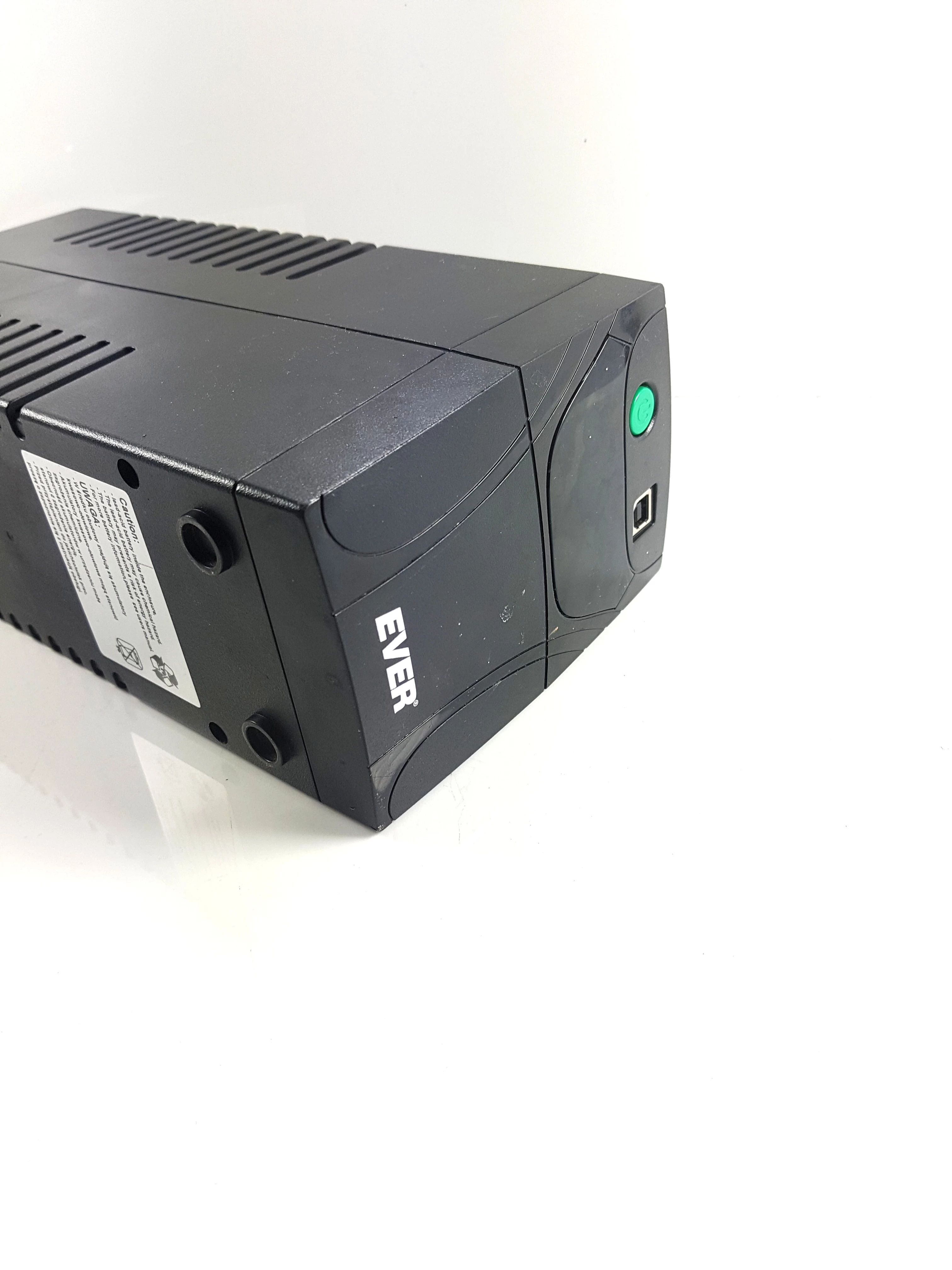 zasilacz-awaryjny-ups-ever-czas-przelaczania-1