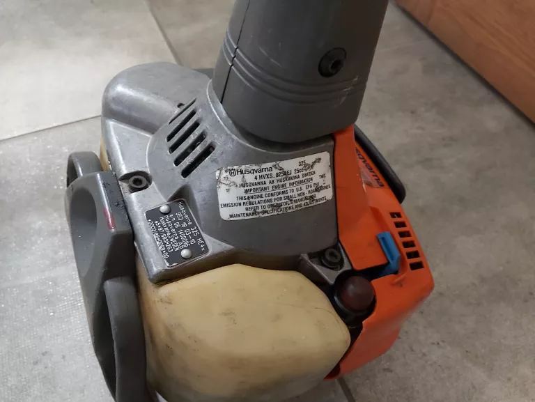 NOŻYCE SPALINOWE DO ŻYWOPŁOTU HUSQVARNA 325HE4X