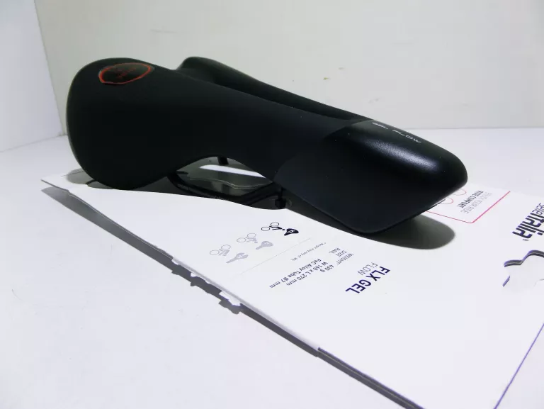 SIODEŁKO SELLE ITALIA SPORT GEL FLOW