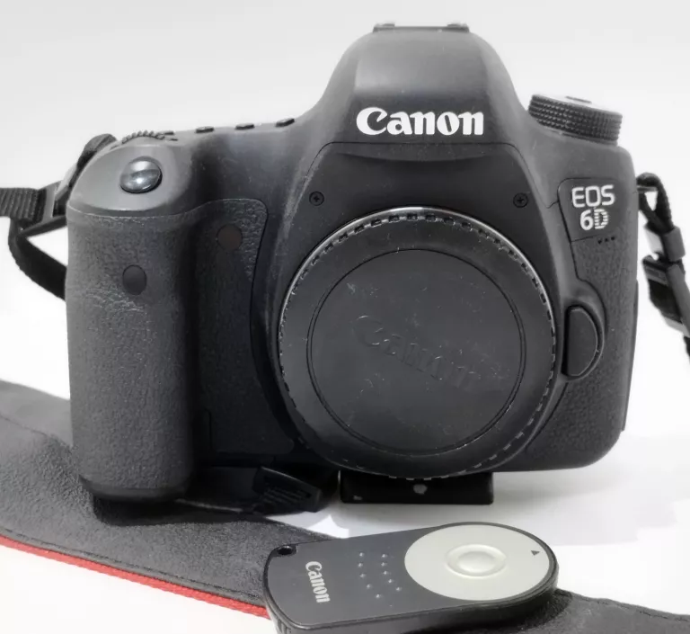APARAT LUSTRZANKA CANON EOS 6D BODY