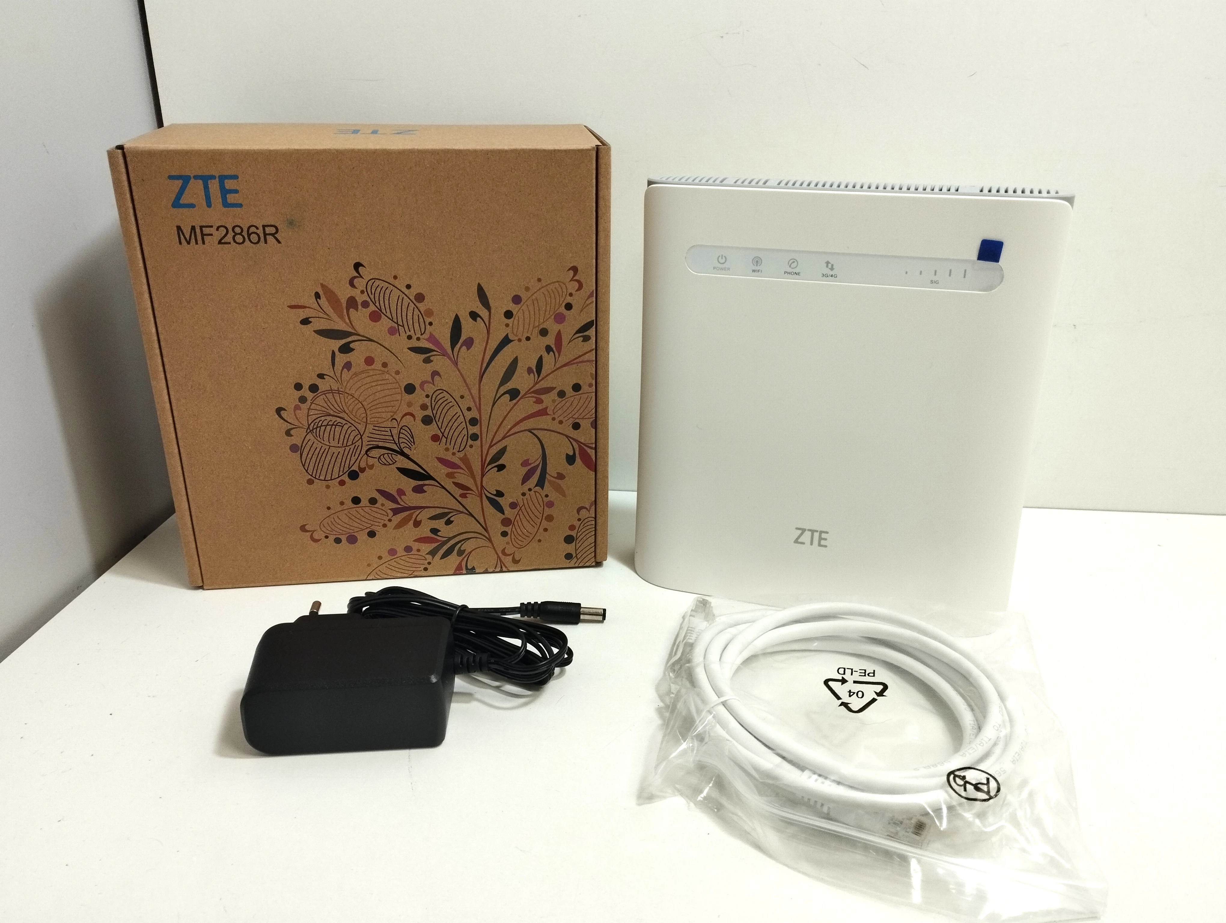 ROUTER ZTE MF286R 4G LTE/KOMPLET POLECAM!! Routery WiFi i Access