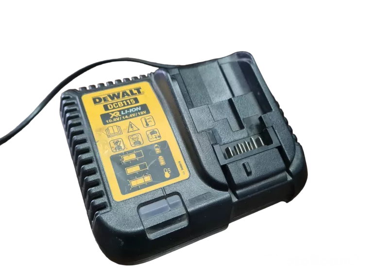 ZAKRĘTARKA UDAROWA DEWALT DCF885 20V 5AH