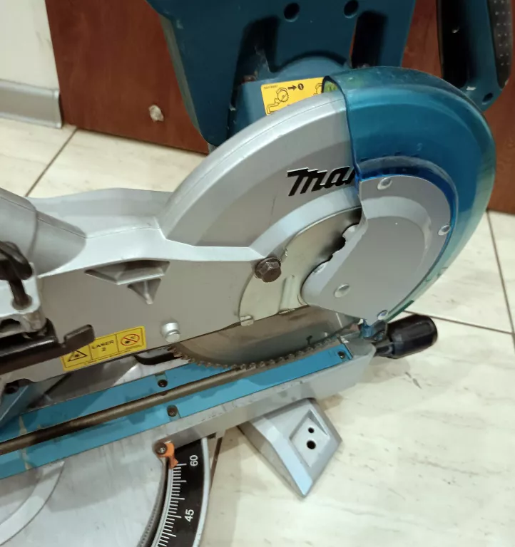 UKOŚNICA Z POSUWEM LS1018L MAKITA
