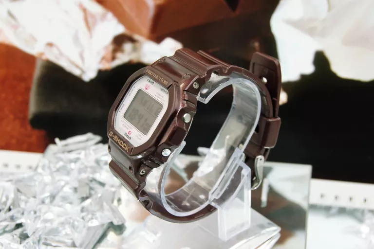 ZEGAREK CASIO GB-5600AA BT