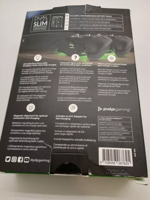 ŁADOWARKA DO PADÓW XBOX PDP GAMING DUAL ULTRA SLIM