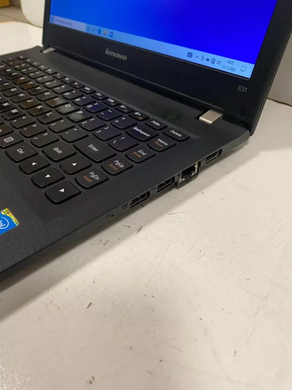 LENOVO E31 + ŁADOWARKA 128GB SSD 4GB I3-5005 W10H