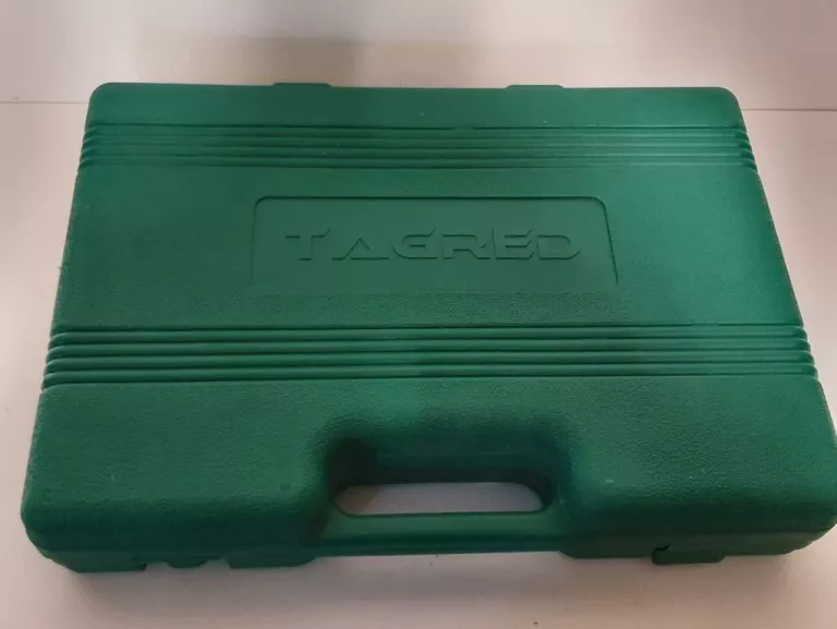 zestaw-kluczy-nasadowych-tagred-ta200-liczba-elementow-w-zestawie-108