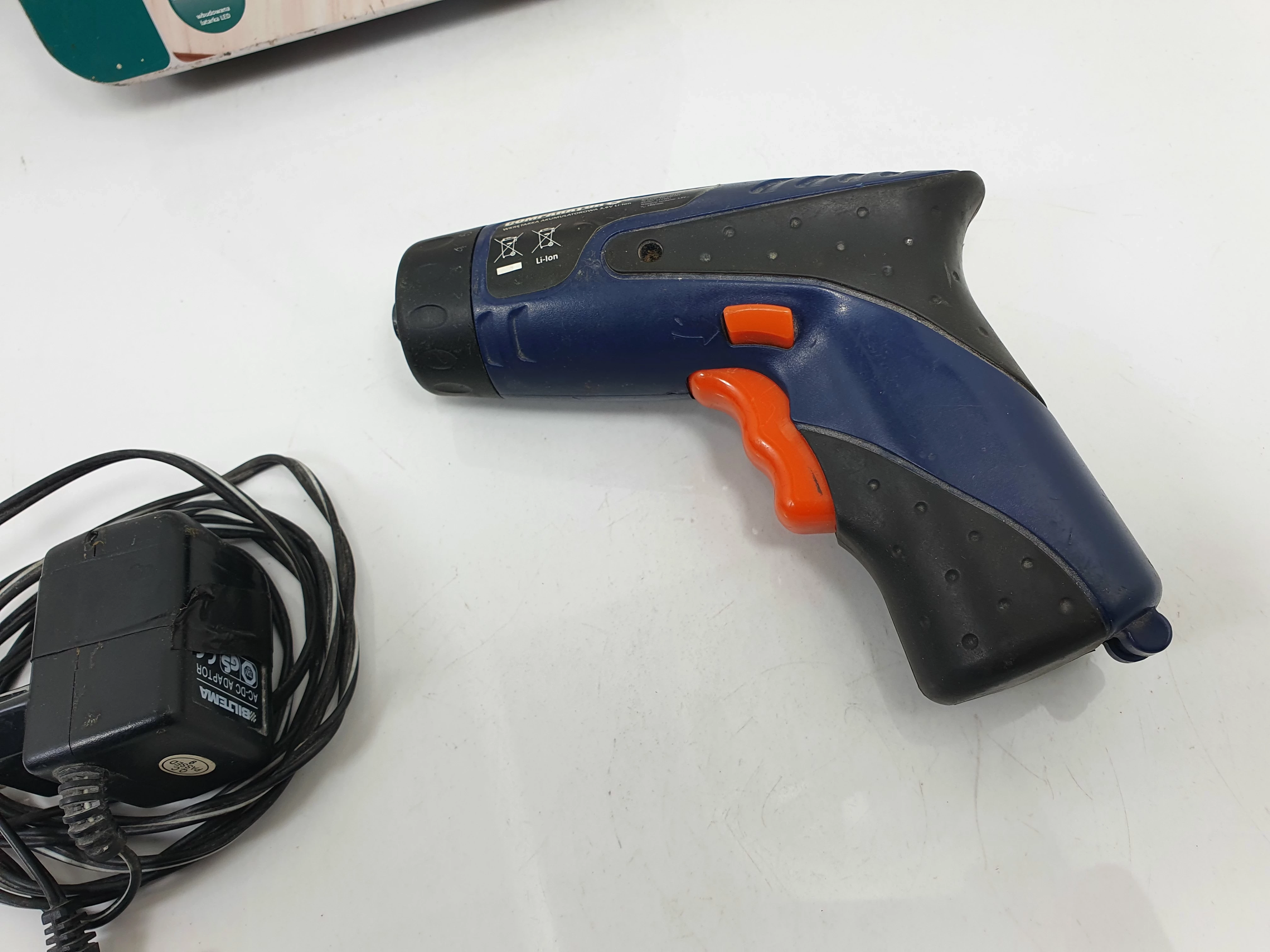 wkretarka-akumulatorowa-comparator-36v-zasilanie-akumulatorowe