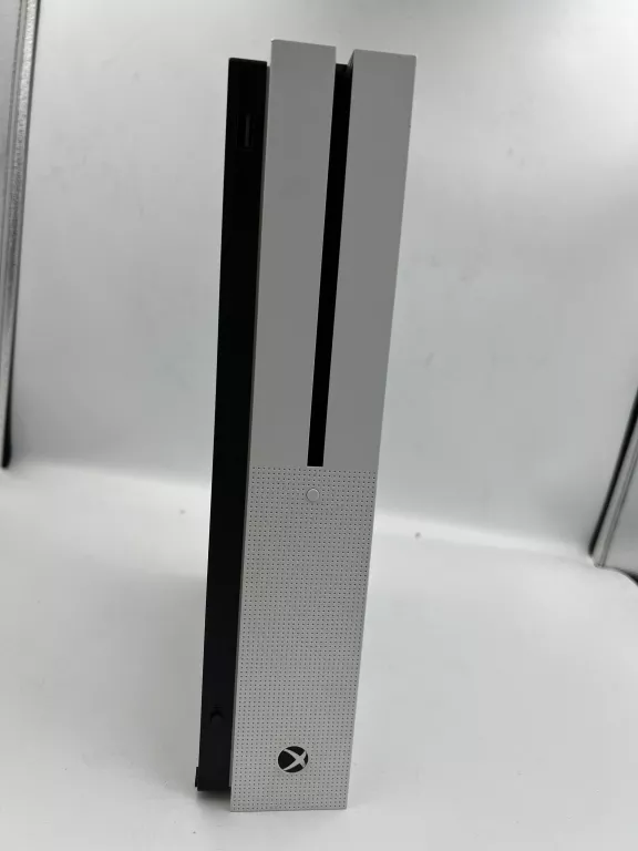 KONSOLA XBOX ONE 365GB