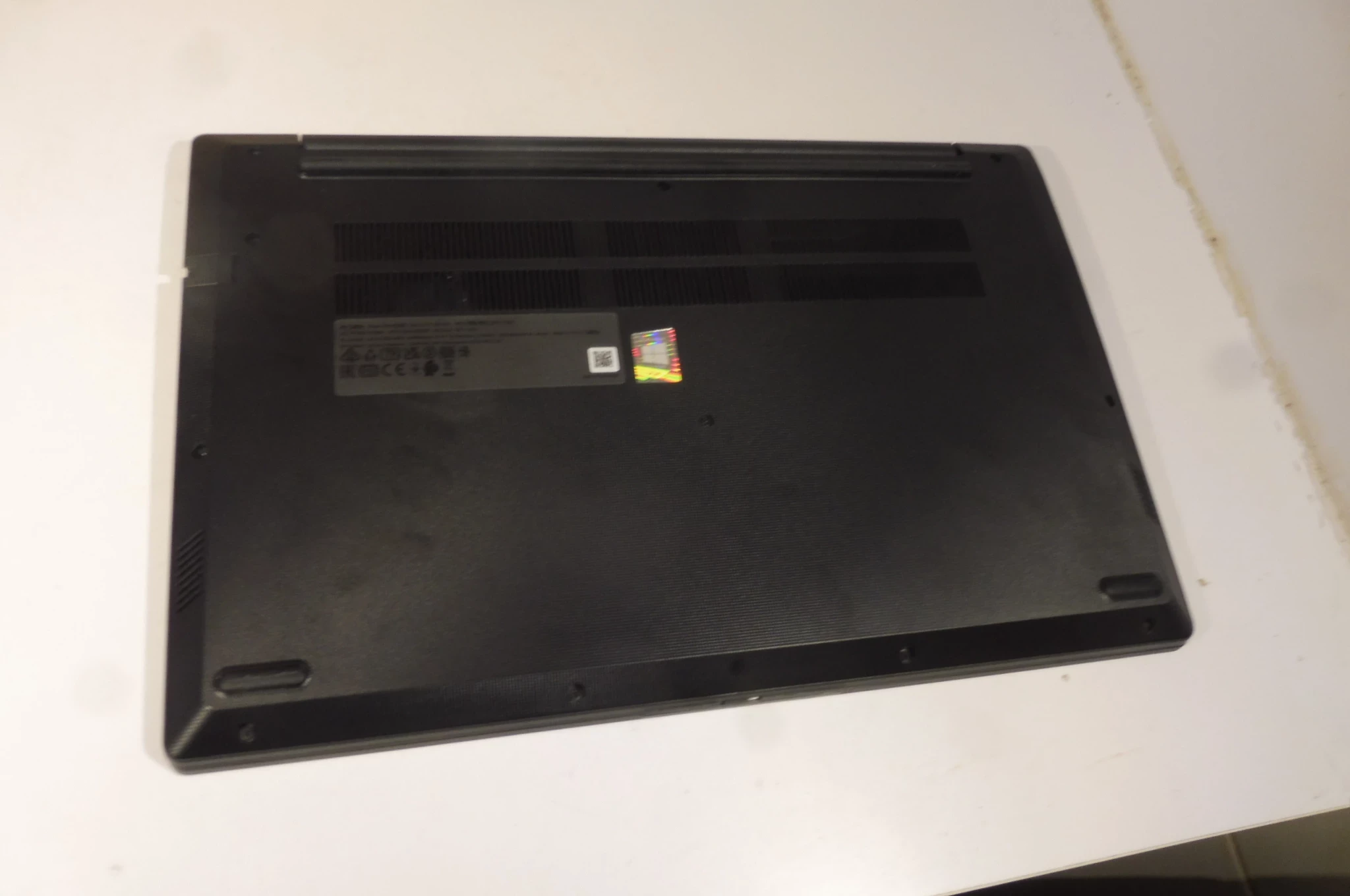laptop-v15-g2-alc-lenovo-typ-dysku-twardego-ssd
