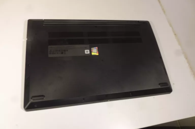 laptop-v15-g2-alc-lenovo-typ-dysku-twardego-ssd