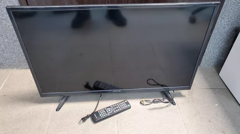 TV MANTA LED3204 + PILOT PUD