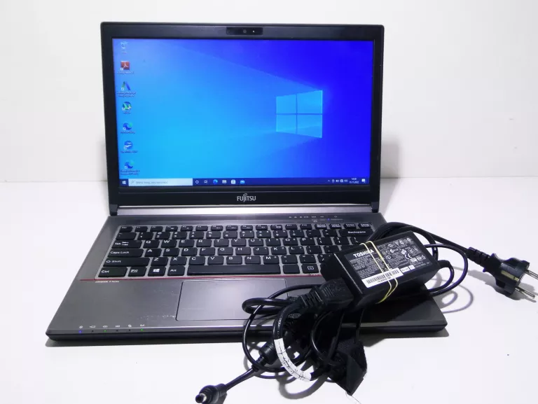 LAPTOP FUJITSU LIFEBOOK E SERIES 8GB RAM I5