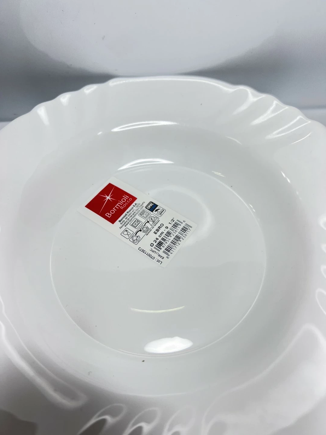 zestaw-talerzy-bormioli-rocco-24cm-7szt-stan-powystawowy