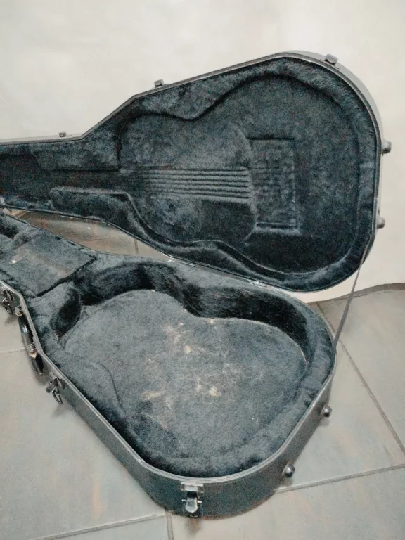 FUTERAŁ/WALIZKA DO GITARY AKUSTYCZNEJ GATOR CASES