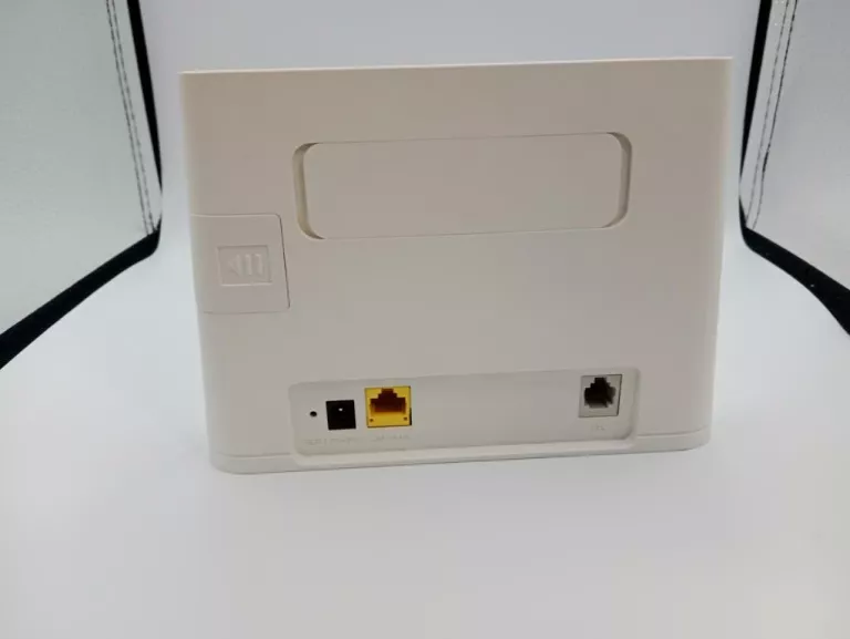 ROUTER HUAWEI B311S-220 4G LTE