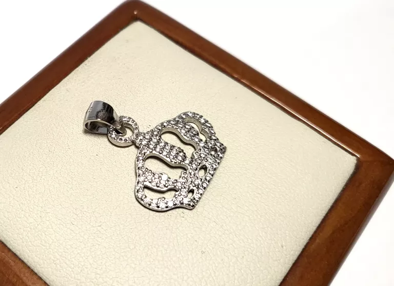 przepiekna-zawieszka-srebro-p925-korona-cyrkonie-stan-powystawowy