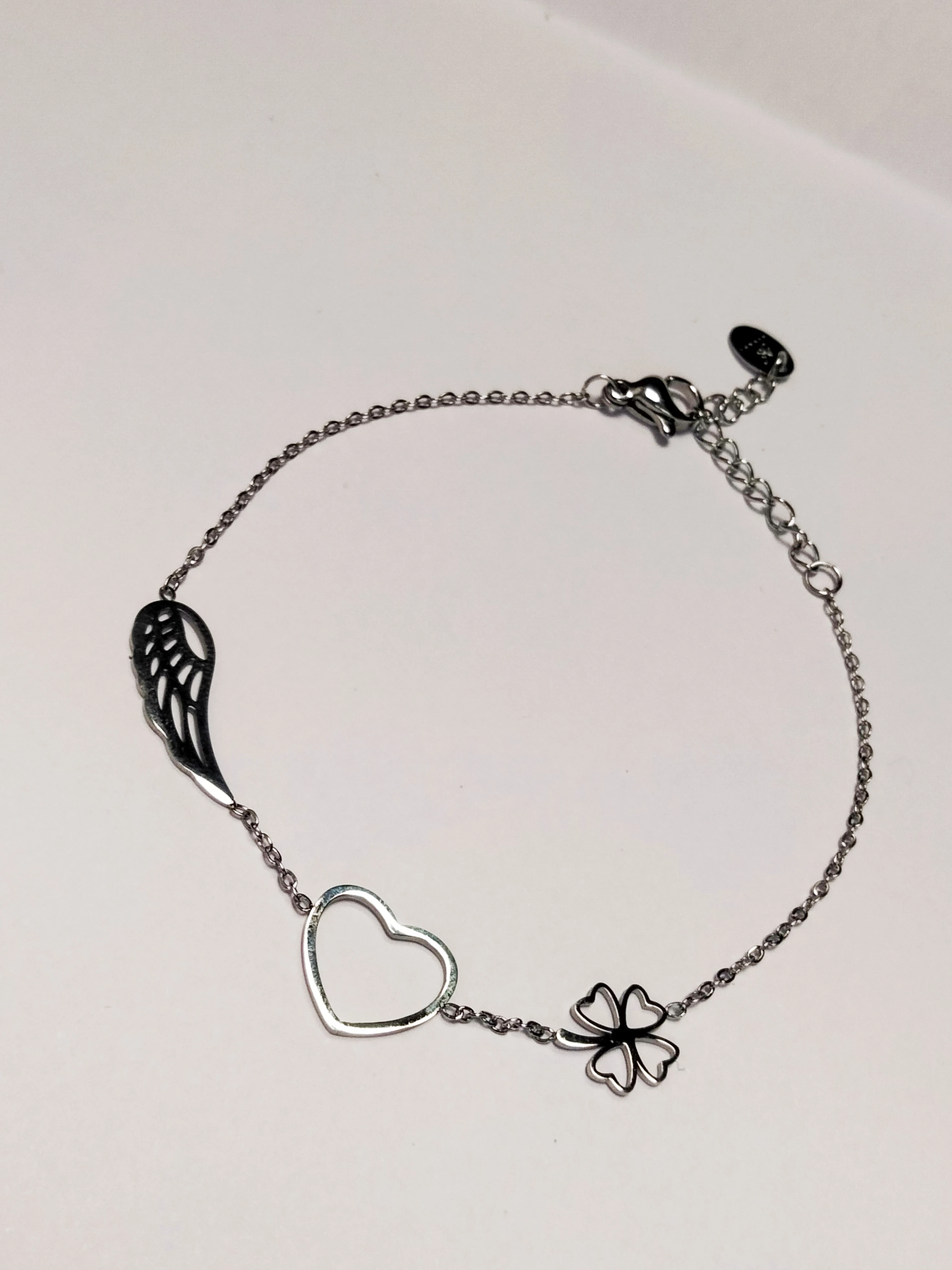 bransoletka-stalowa-serduszko-skrzydelko-koniczyna-plac-daszynskiego-5-czestochowa-sj