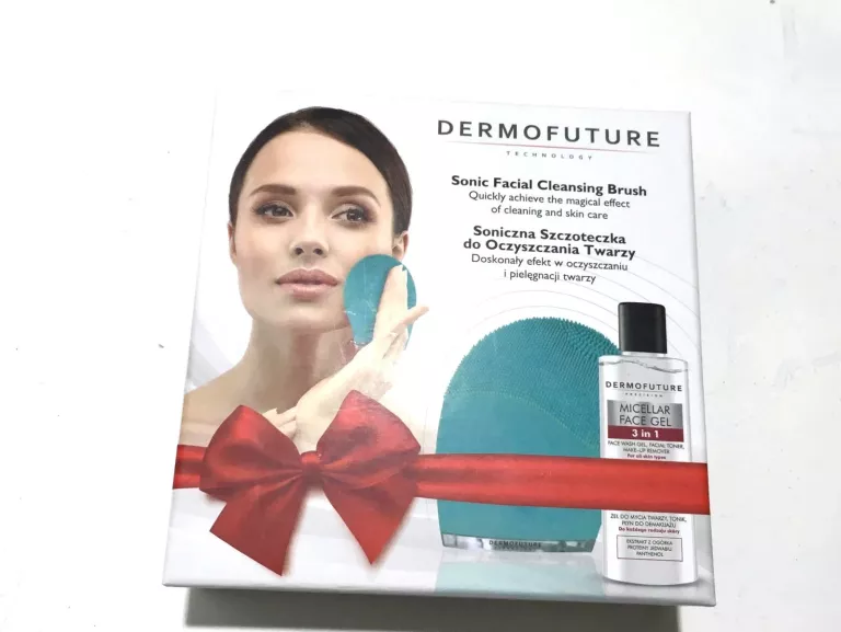 DERMOFUTURE TECHNOLOGY ZESTAW 3W1) 150ML