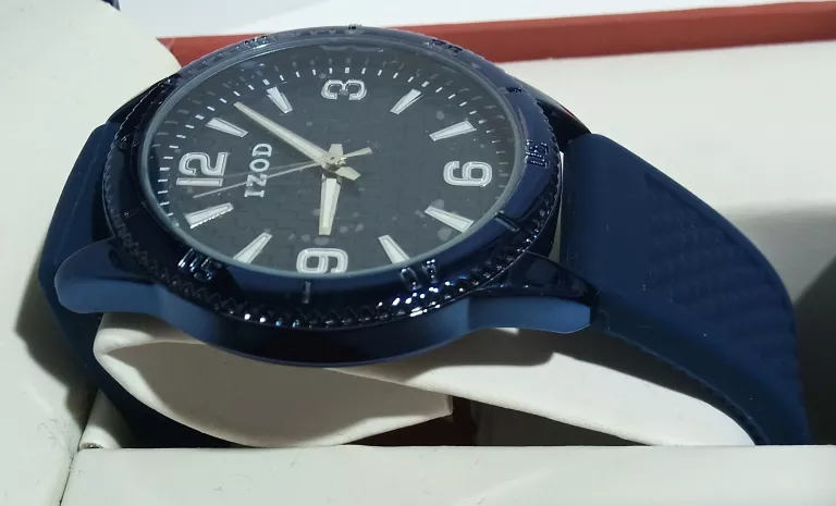 zegarek-izod-izo-9355-bateria-do-wymiany-ksztalt-koperty-okragla