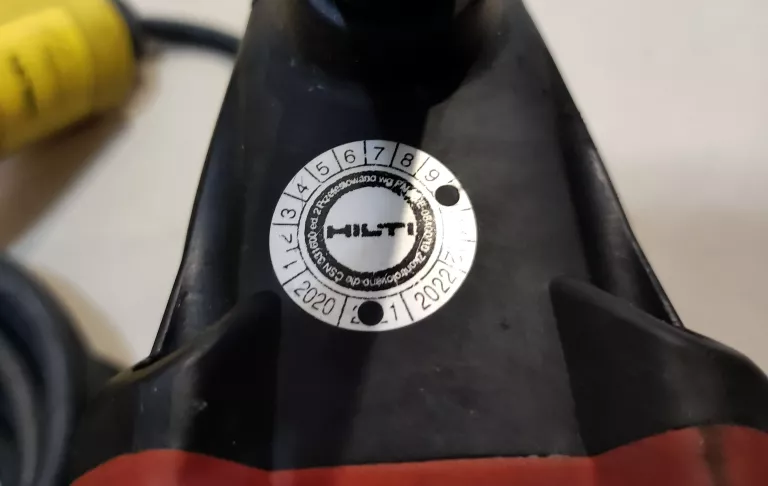 WIERTNICA DIAMENTOWA HILTI DD 30-W - WALIZKA