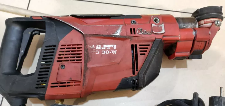 WIERTNICA DIAMENTOWA HILTI DD 30-W - WALIZKA